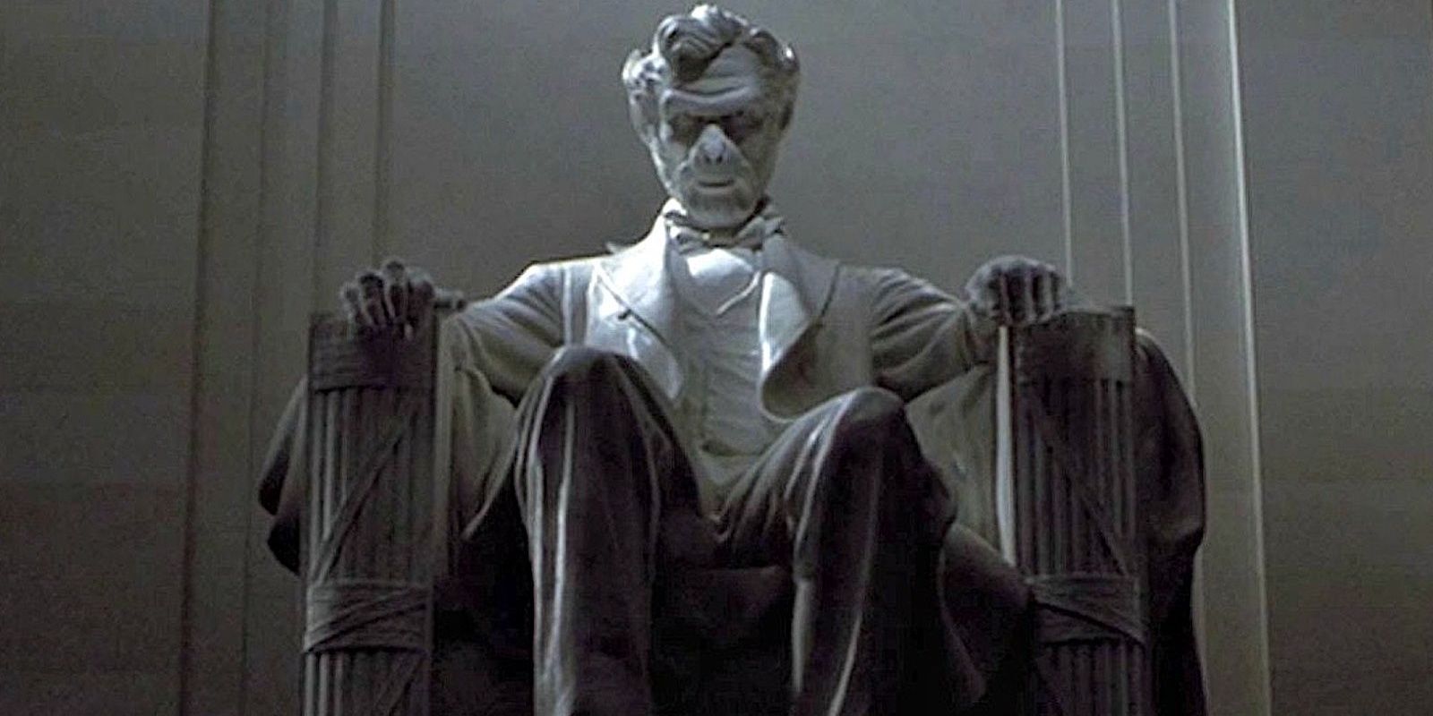 Lincoln statue, but it's a monkey. You know — that bit from the end of Tim Burton's Planet of the Apes 