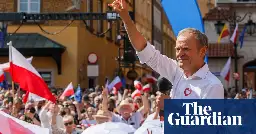 Poland: hundreds of thousands march against rightwing populist government