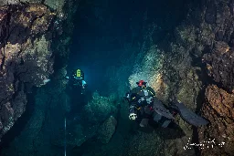 Cave diver sets 308m depth record