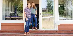 An Oregon couple breaks down how they turned their home into a bunk-bed Airbnb that brings in up to $7,000 a month and has hosted 1,300 guests from around the world