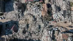 Akademisyenler depremin vurduğu kentlerdeki binaları inceledi, eksikleri tek tek söyledi
