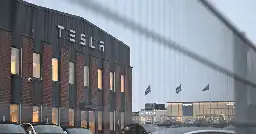 Swedish union blocks Tesla components as dispute intensifies