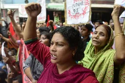 Garment workers struggle in Bangladesh – United for 25 000 BDT minimum wage!