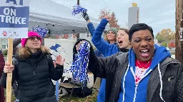 Teachers kick off strike in Portland, Oregon, over class sizes, pay and resources