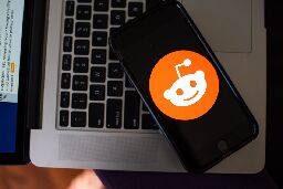 Reddit Signs AI Content Licensing Deal Ahead of IPO