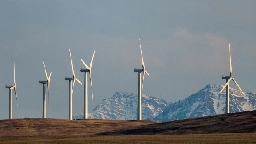 Wind power seen growing ninefold as Canada cuts carbon emissions - BNN Bloomberg