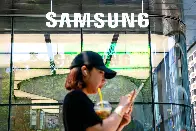 Samsung union to strike, company founder once said he would not allow unions "until I have dirt over my eyes"