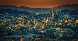 Planujesz wakacje w Barcelonie? Koniec z noclegami w prywatnych mieszkaniach