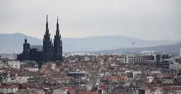 Avec un brouilleur, il transforme son quartier de Clermont-Ferrand en zone blanche