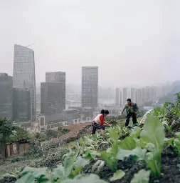 r/UrbanHell - Intense development in rural China left some residents behind