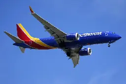 Engine cover detaches during takeoff on Southwest Airlines flight to Houston