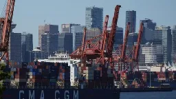 B.C. ports in limbo as union removes strike notice despite dispute with employers