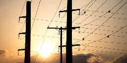 Congested transmission lines cause renewable power to go to waste in Texas