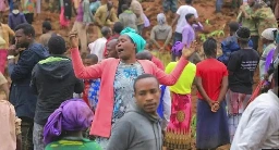 Ethiopia landslide rescuers pull 229 bodies from mud